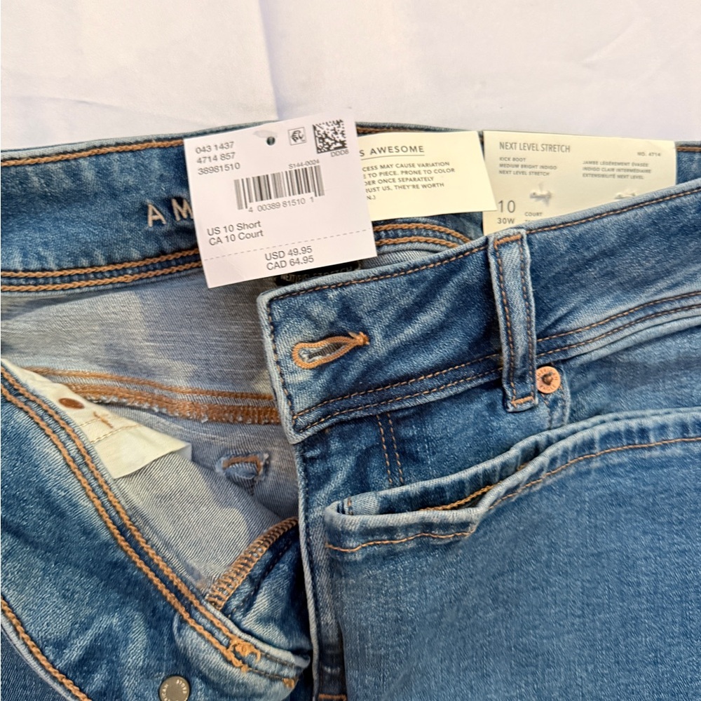 American Eagle Outfitters Light Blue Flare Jeans - Picture 3 of 4